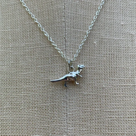 NWT Sterling Silver Plated Chain & Alloy Dinosaur Charm Necklace - Picture 4 of 8